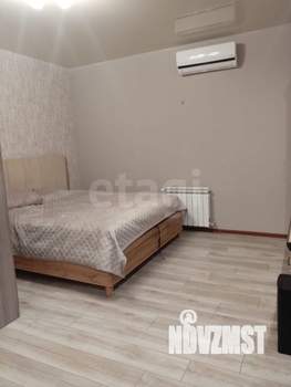 Дом 174м², 2-этажный, участок 9 сот.  