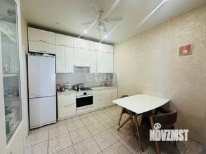 Дом 180м², 2-этажный, участок 6 сот.  
