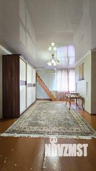 Дом 291м², 2-этажный, участок 7 сот.  