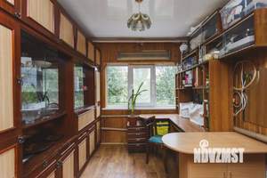 Дом 250м², 2-этажный, участок 10 сот.  