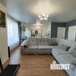 Коттедж 140м², 2-этажный, участок 6 сот.  