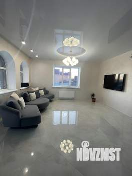 Коттедж 147м&sup2;, 2-этажный, участок 8 сот.  