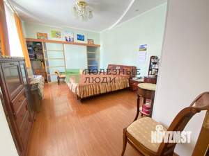 Коттедж 430м², 3-этажный, участок 10 сот.  