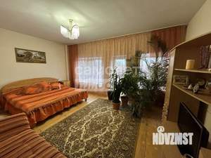 Дом 362м², 3-этажный, участок 22 сот.  