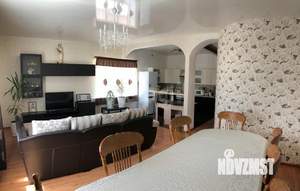 Дом 471м&sup2;, 2-этажный, участок 12 сот.  