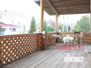 Дом 240м², 3-этажный, участок 15 сот.  