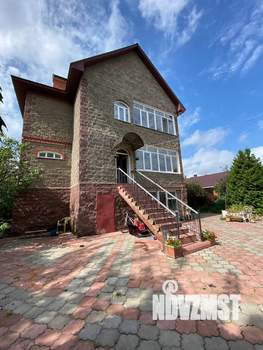 Коттедж 323м&sup2;, 3-этажный, участок 12 сот.  