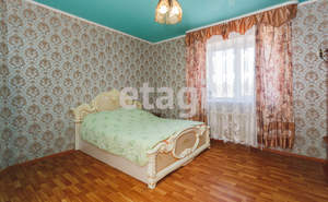 Дом 280м², 3-этажный, участок 8 сот.  