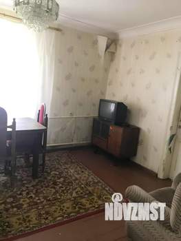 Дом 50м&sup2;, 2-этажный, участок 2 сот.  