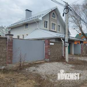 Коттедж 394м², 3-этажный, участок 12 сот.  