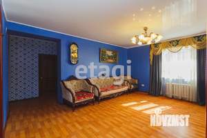 Дом 280м², 3-этажный, участок 8 сот.  