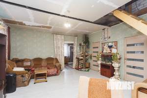 Дом 200м², 2-этажный, участок 9 сот.  