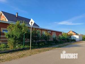 Дом 300м&sup2;, 2-этажный, участок 10 сот.  