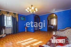Дом 280м², 3-этажный, участок 8 сот.  