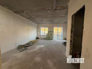 Таунхаус 100м², 2-этажный, участок 5 сот.  