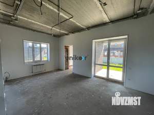 Коттедж 180м², 2-этажный, участок 6 сот.  