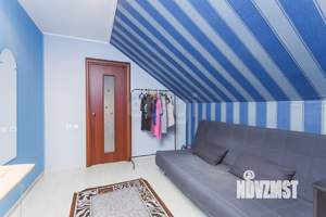 Дом 153м&sup2;, 2-этажный, участок 4 сот.  