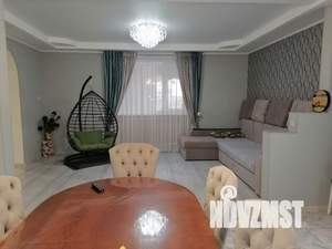 Коттедж 275м², 2-этажный, участок 12 сот.  