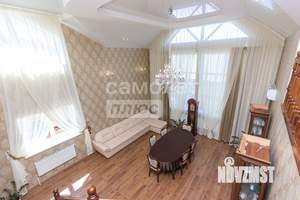 Дом 219м², 2-этажный, участок 12 сот.  