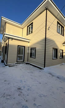 Дом 220м&sup2;, 2-этажный, участок 7 сот.  