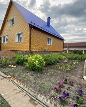 Дом 183м², 2-этажный, участок 15 сот.  