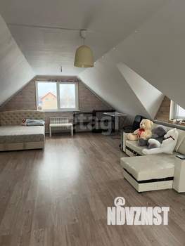 Дом 100м², 2-этажный, участок 4 сот.  