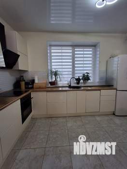 Коттедж 130м², 2-этажный, участок 8 сот.  