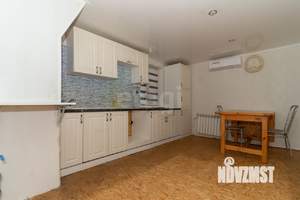 Дом 72м², 2-этажный, участок 10 сот.  