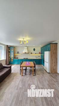 Дом 291м², 2-этажный, участок 7 сот.  