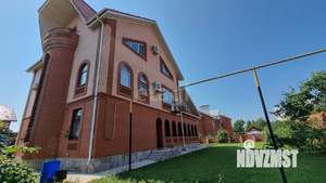 Дом 350м², 3-этажный, участок 12 сот.  