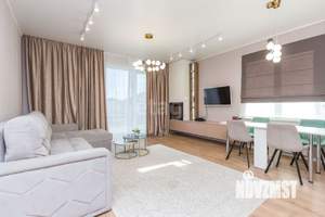 Дом 160м&sup2;, 2-этажный, участок 6 сот.  