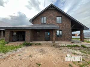 Коттедж 220м², 2-этажный, участок 6 сот.  