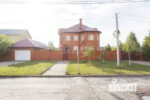 Дом 194м², 2-этажный, участок 20 сот.  