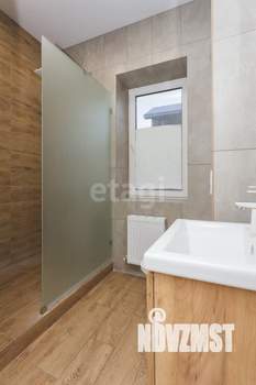 Дом 145м&sup2;, 2-этажный, участок 6 сот.  