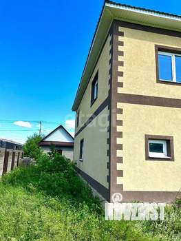 Дом 400м², 3-этажный, участок 14 сот.  