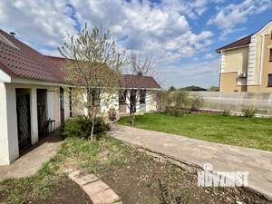 Коттедж 242м², 2-этажный, участок 15 сот.  