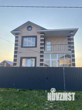 Коттедж 148м², 2-этажный, участок 6 сот.  