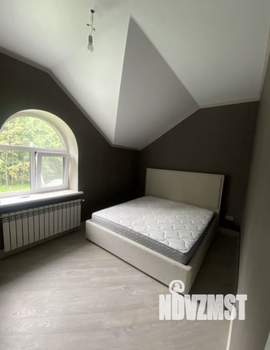 Коттедж 160м², 2-этажный, участок 15 сот.  