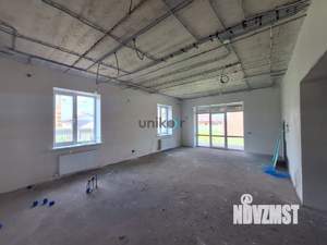 Коттедж 220м², 2-этажный, участок 6 сот.  