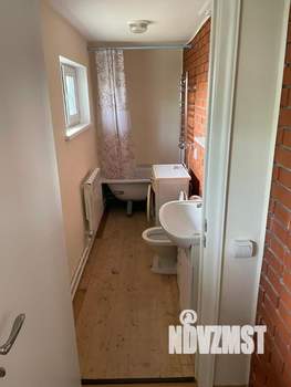 Дом 60м², 2-этажный, участок 15 сот.  