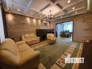 Коттедж 400м², 3-этажный, участок 13 сот.  