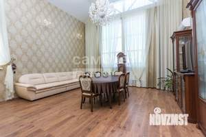 Дом 219м², 2-этажный, участок 12 сот.  