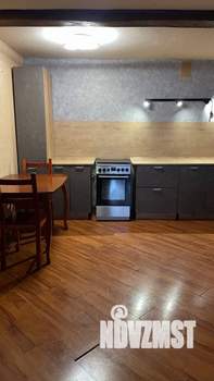 Таунхаус 150м², 3-этажный, участок 13 сот.  