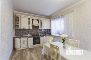 Коттедж 141м², 2-этажный, участок 6 сот.  