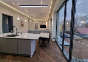 Дом 350м², 2-этажный, участок 30 сот.  