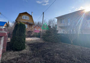 Дом 30м², 2-этажный, участок 5 сот.  