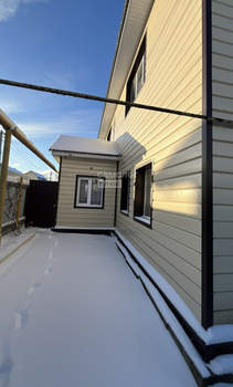 Дом 220м&sup2;, 2-этажный, участок 7 сот.  