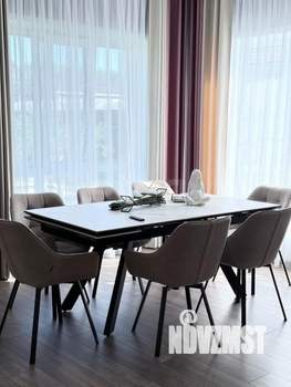 Дом 240м², 2-этажный, участок 8 сот.  