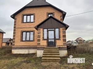 Дом 131м², 2-этажный, участок 6 сот.  