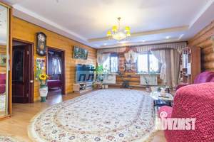 Дом 261м², 2-этажный, участок 13 сот.  